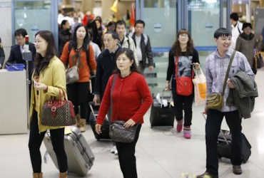 Seoul, Barcelona to Seek Solution to “Overtourism”