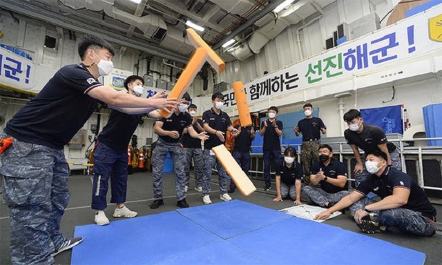 S. Korean Troops on Overseas Missions Celebrate Chuseok