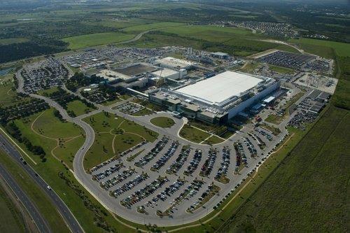 This file photo, provided by Samsung Electronics Co. on March 30, 2021, shows the company's chip plant in Austin, Texas. (Image courtesy of Yonhap)