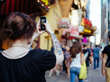 Instagram, Camera Apps Use Drops as S. Koreans Practice Social Distancing