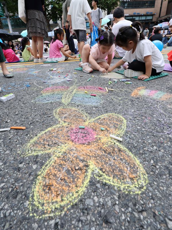 Seolipul Festival 2023: Hit the Streets with Giant Chalk Art Extravaganza